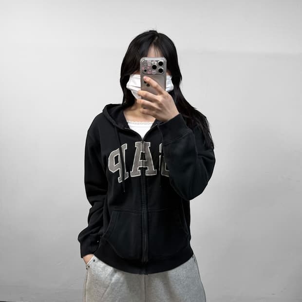 갭 Gap 스펠 로고 후드집업 블랙