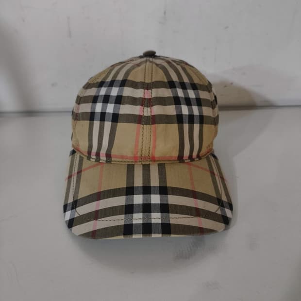 버버리 노바체크 볼캡 모자 노바체크