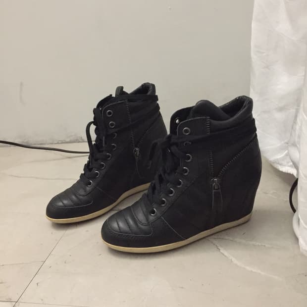 Ash 아쉬 레더 하이탑 웨지 스니커즈