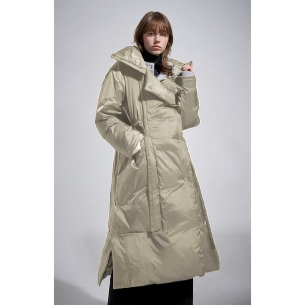 시스템 23 하이넥 구스 다운 롱 패딩 점퍼