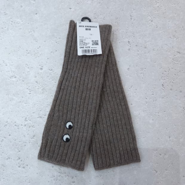 Anya Hindmarch × UNIQLO 캐시미어 100% 워머 