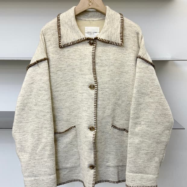 프릭스스토어 스티치 디테일 가디건