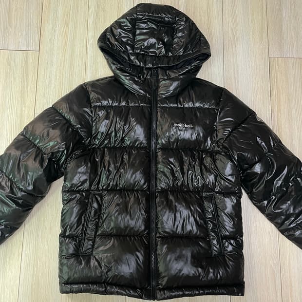몽벨 유광 패딩