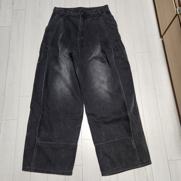 비긴202 베네타 투턱 데님 오프블랙 3사이즈