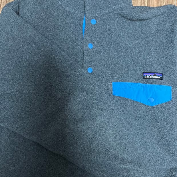 파타고니아 신칠라 그레이 블루 S
