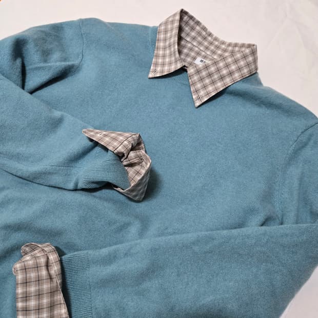 유니클로 캐시미어 크루넥 스웨터 