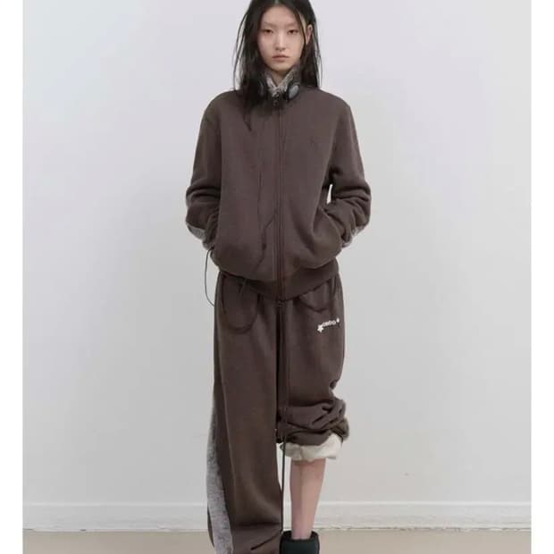 오호스 ojos fur trim jersey zip-up 퍼 져지 집업