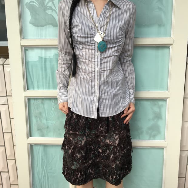 Stripe pattern shirring shirt