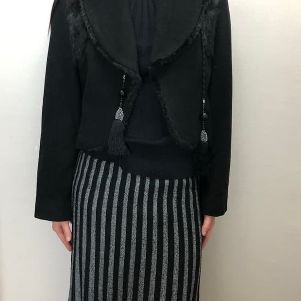 빈티지 블랙 퍼 디테일 자켓