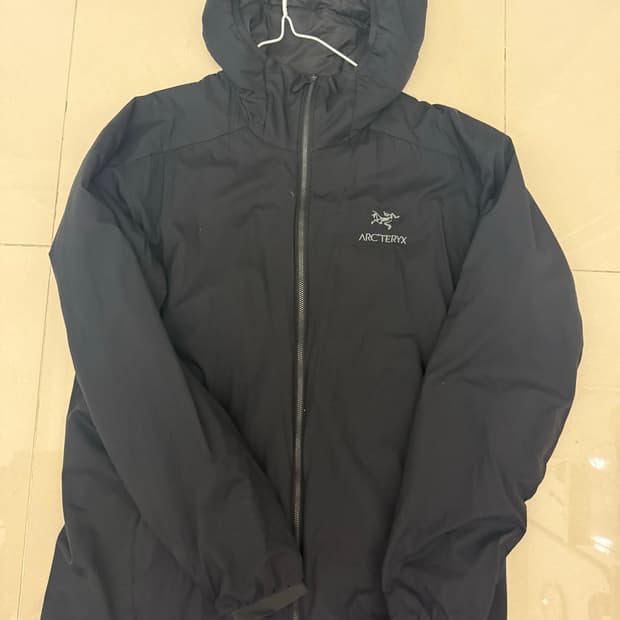 아크테릭스 아톰 후디 블랙xl