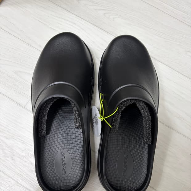 우포스 클로그 270