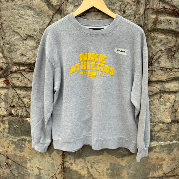00s 나이키 빈티지 프린팅 스웻 셔츠 맨투맨 그레이 m