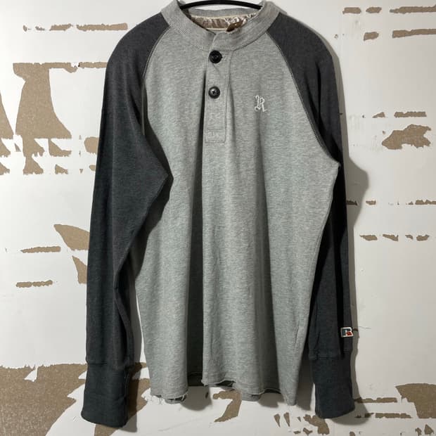 러셀 헨리넥 슬리브