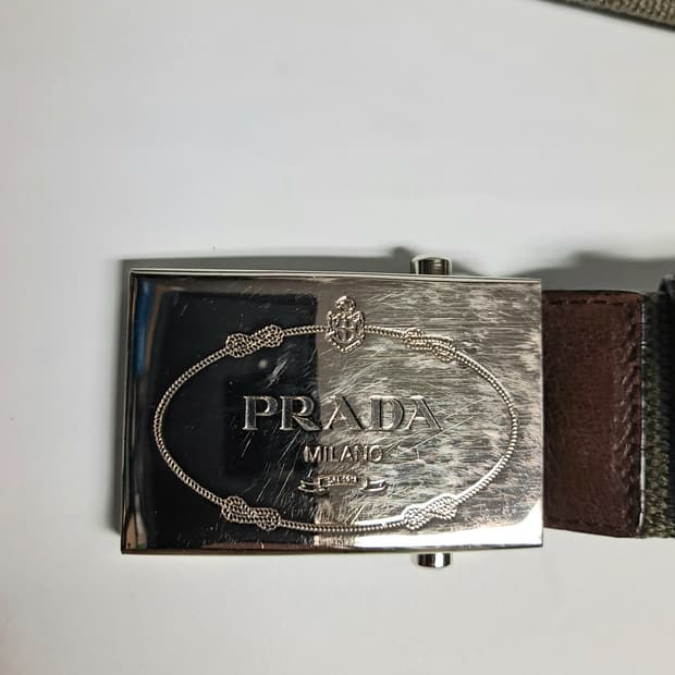 PRADA 벨트