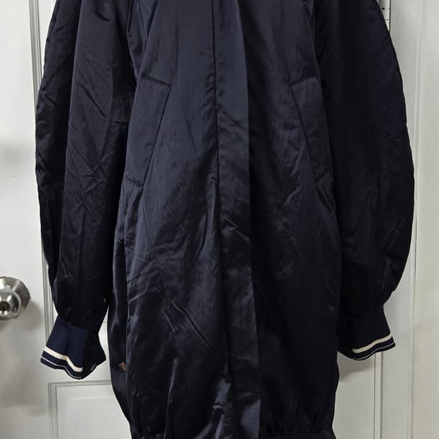 한섬 NEHERA 네헤라  오버핏 패디드코트