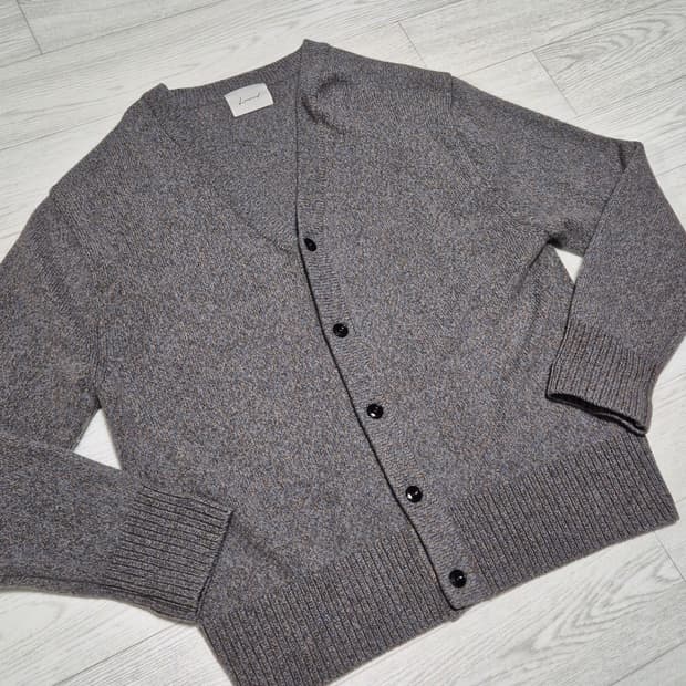 엘무드 휘황 세미오버 가디건 브라우니