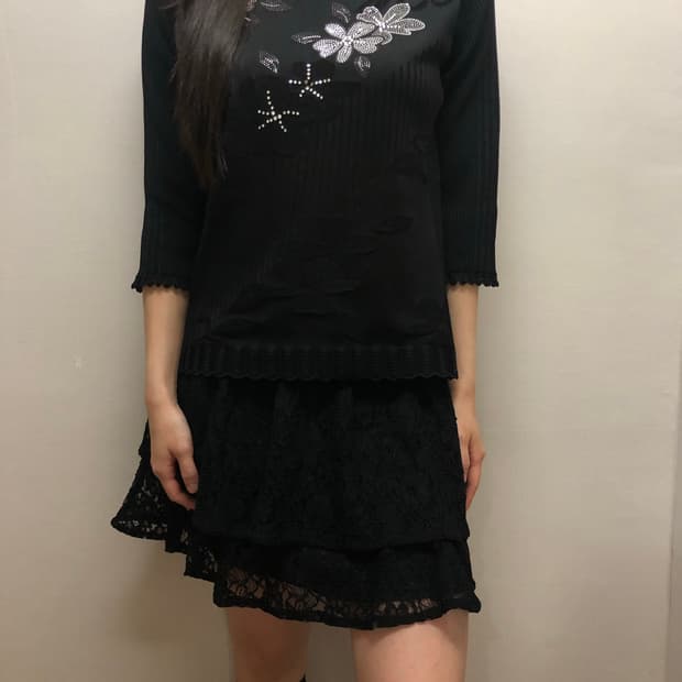 빈티지 블랙 오리엔탈 큐빅 탑