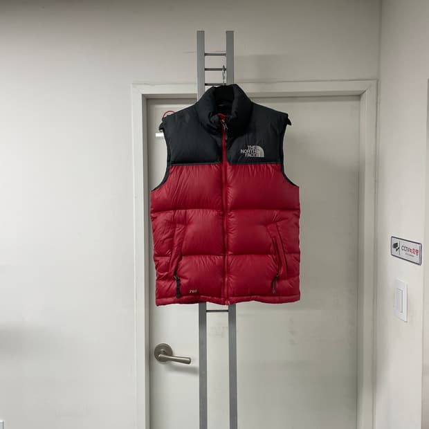 노스페이스 700 패딩 조끼 레드 85