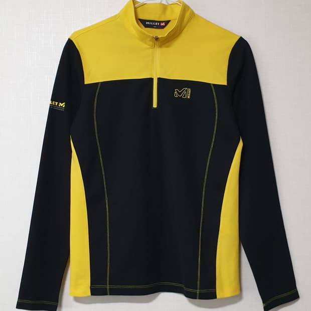 밀레 여성 반집업 긴팔티 95사이즈