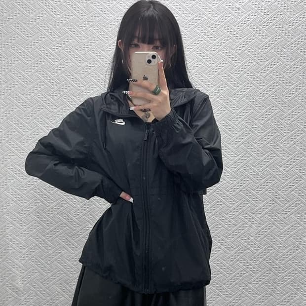 나이키 에센셜 리펠 스포티 바람막이 자켓 L C10178