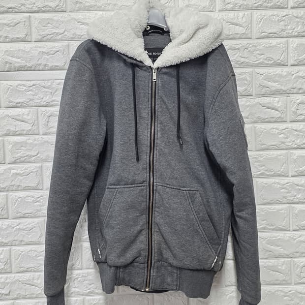 택포) 무스너클 버니스웨터 후드집업 S