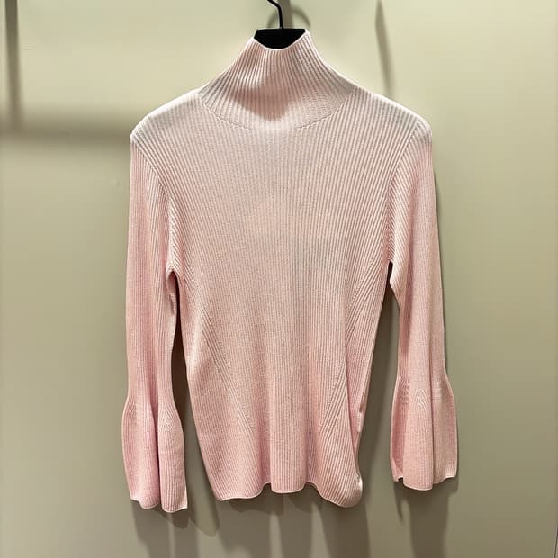 (정품/새상품) CFCL 여성 핑크 큐프로 립 롱 벨 슬리브 탑