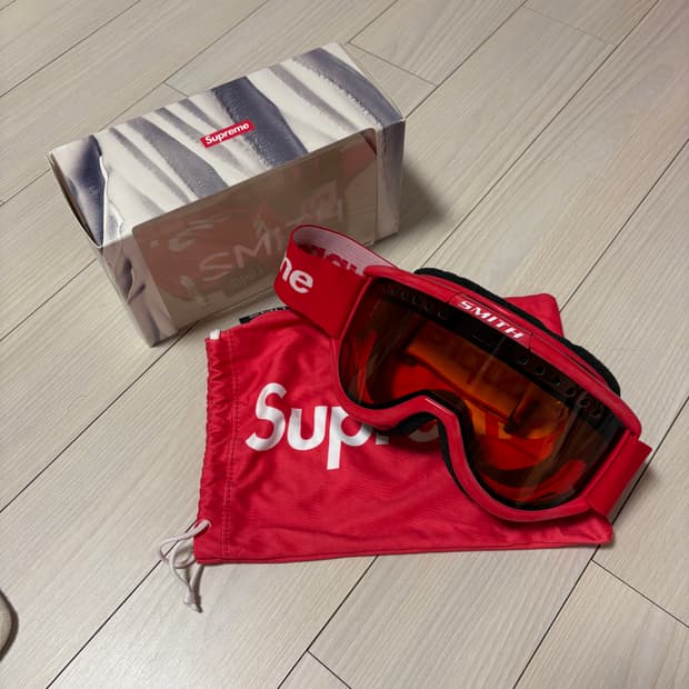 슈프림 스미스 스노우 고글 레드