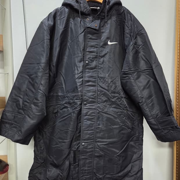 나이키스포츠 올드스쿨 벤치코트형 돕바 벤치코트겨울 110