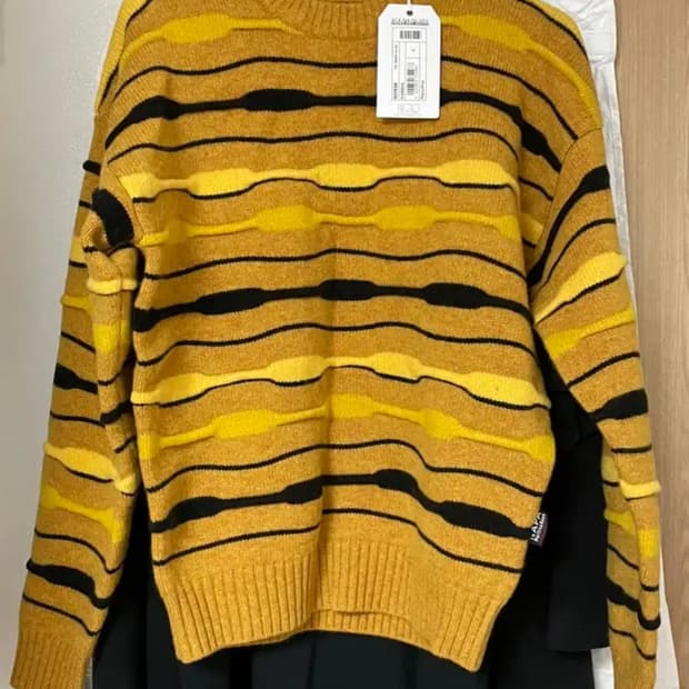 [S] napa by martine rose