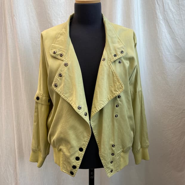 연두 가오리핏 점퍼(M-L)