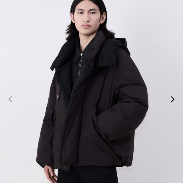 르메르 24fw 푸퍼 46사이즈 구해요