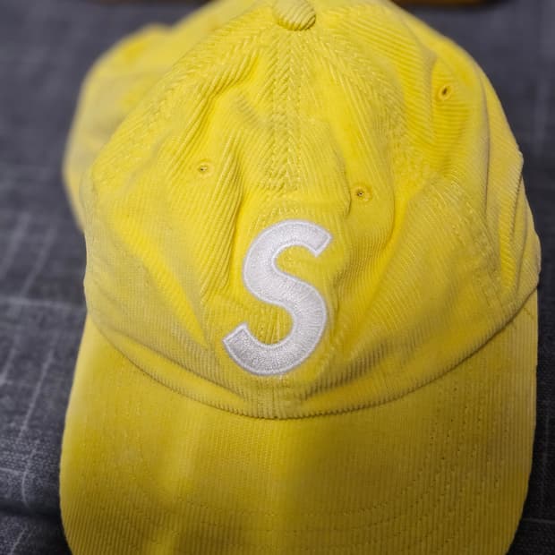 슈프림 에스로고 코듀로이 캡