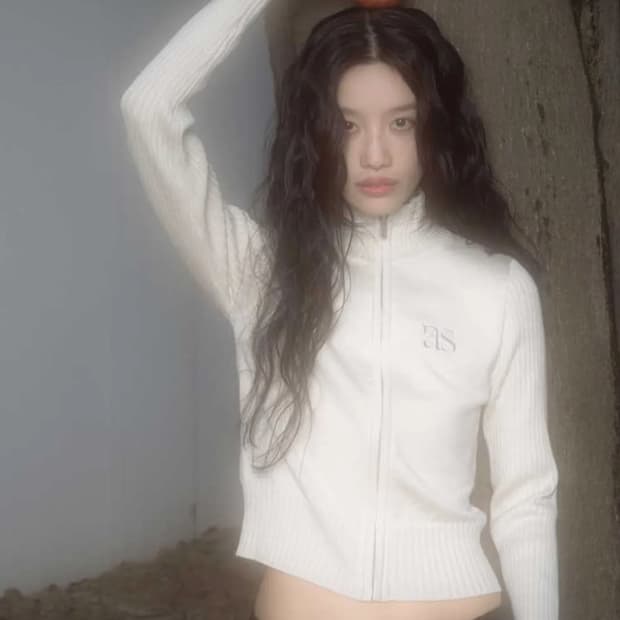 애즈온 마론 니트 집업 베이지