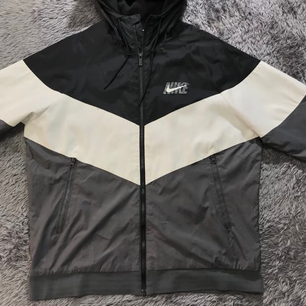 [[L, 공용] 나이키(NIKE) 메쉬안감 우븐 바람막이#318