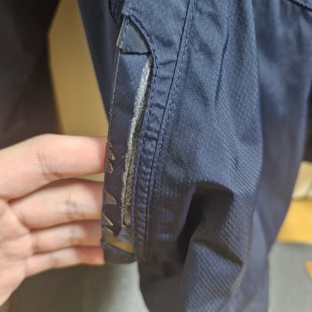 첼시 검은색 바람막이