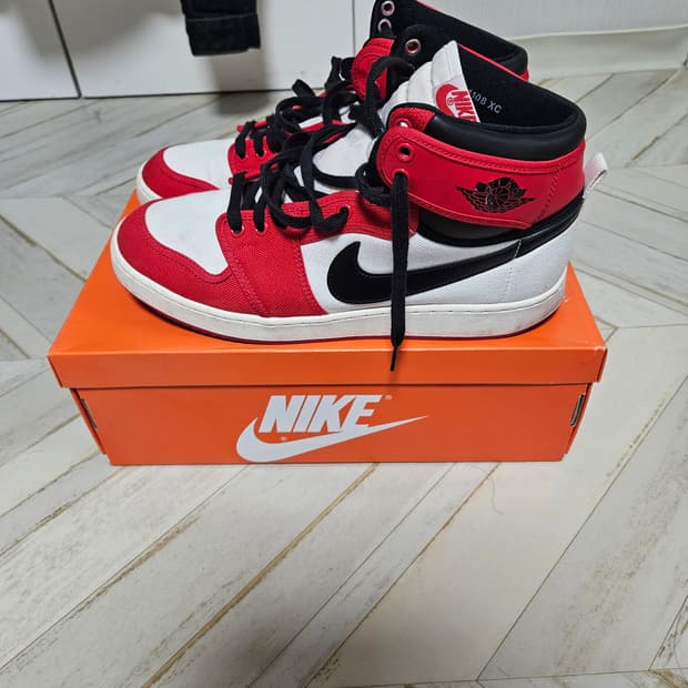 조던 1 KO 시카고 2021 300