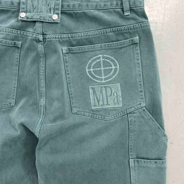 플라스틱프로덕트 MPa PAINTER DENIM PANTS (EMERAL