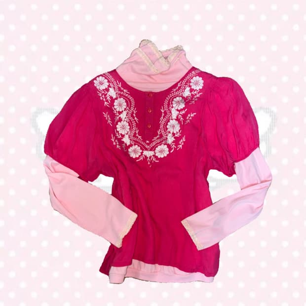 핫핑크 꽃자수 블라우스 + 레이어드 긴팔티 탑상의 세트
