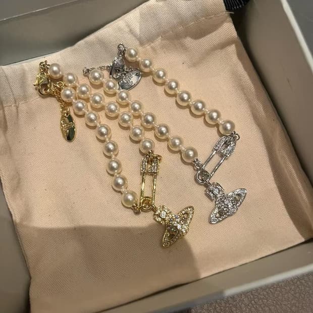 Vivienne Westwood 팔찌