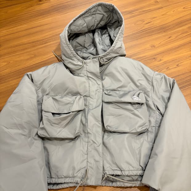 미우미우 패딩팔아요