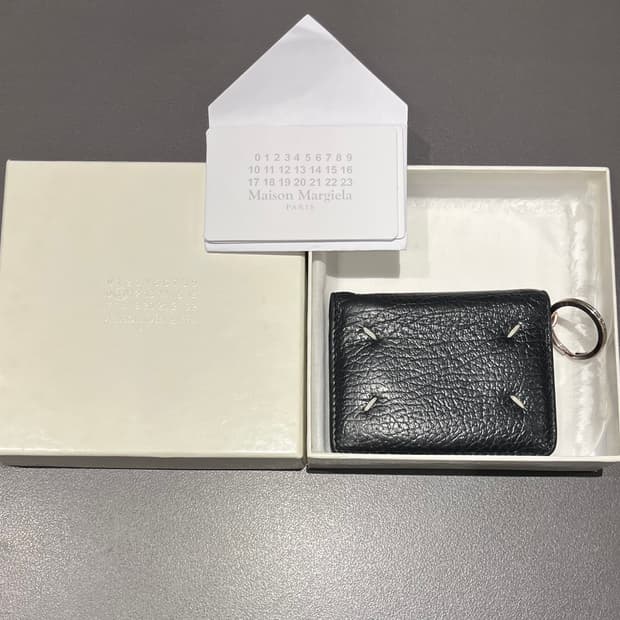 메종 마르지엘라 키링 지갑