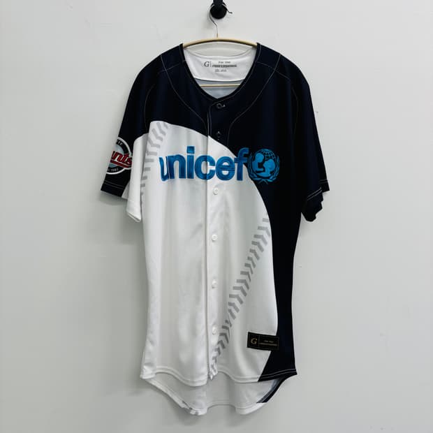 2022 롯데 자이언츠 유니세프 프로페셔널 유니폼