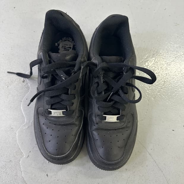 245 나이키 에어포스 로우 트리플 블랙 0420D