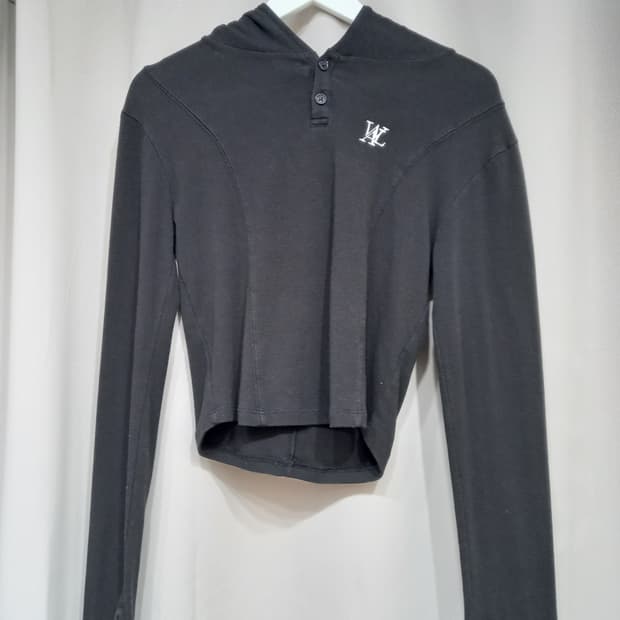 우알롱 후드티셔츠 