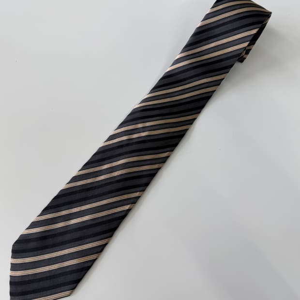 휴고보스 실크 넥타이 8cm