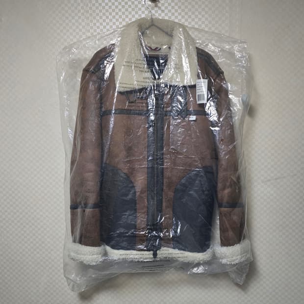 타미 힐피거 페이크 레더 무스탕 브라운