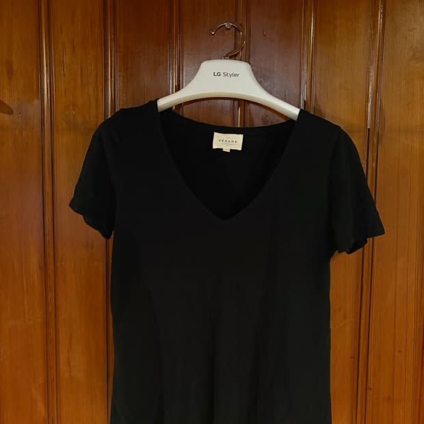 세잔느 SEZANE 블랙 브이넥 티셔츠 XS