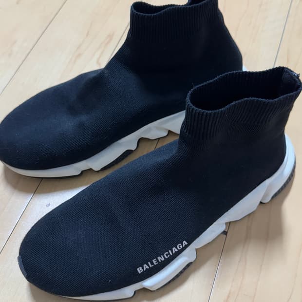 발렌시아가 스피드러너 블랙 앤 화이트