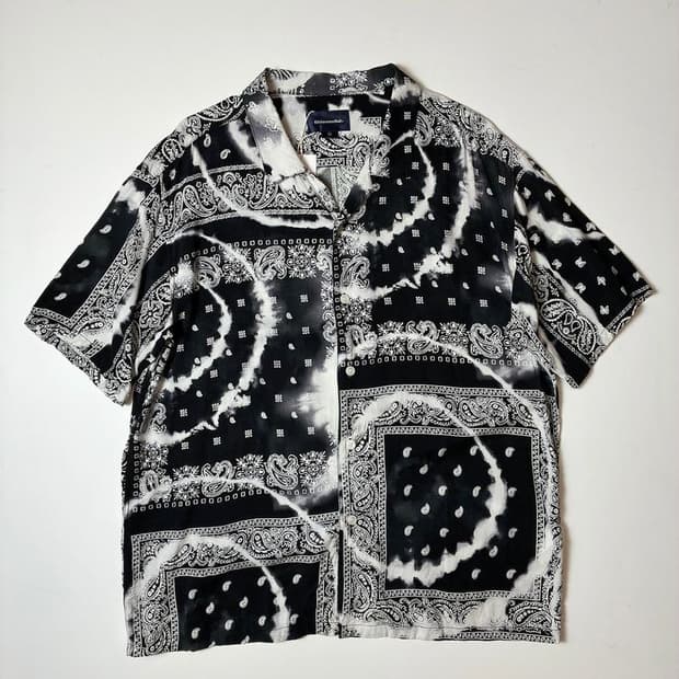 디스이즈네버댓 22SS 반다나 셔츠 PN9361