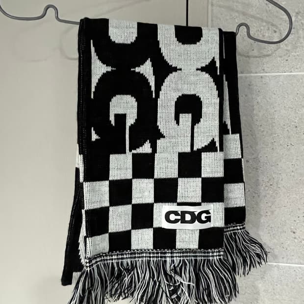 CDG 목도리 로고 체크 머플러 화이트 블랙